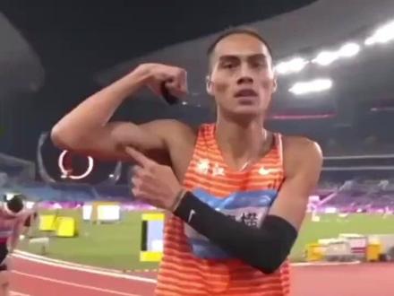 最后100米超燃反超!#全运会田径男子800米决赛 台州天台籍运动员 #奚枭横 破纪录!