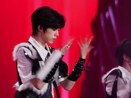 陈奕恒新音跨代舞台《ON》 好帅吧好帅吧#陈奕恒 #新年音乐会 #舞台直拍