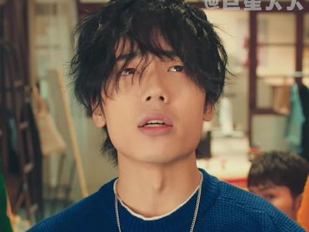 #哈喽凸先生开播 这完全就是把娱乐圈的那点事情都拍出来了!好大胆!#网剧哈喽凸先生
