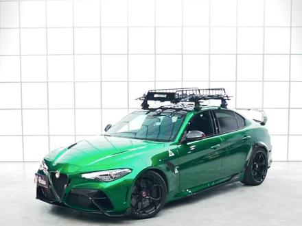 就是要让你看不出来这台阿尔法罗密欧GTA贴了什么#每天一个用车知识