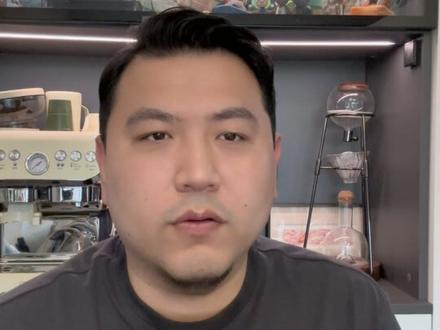 雷霆球迷怎么想的? 为什么雷霆变成了“全民公敌”?
球迷对主队有情感buff这很正常,但是也得有个明辨是非能力吧!#马刺vs雷霆 #nba裁判