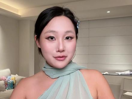 Ai教程|如何生成后室视频 小游戏 和3D世界 现在的ai真的很强大啊 全链路落地创意非常轻松。我的创作全流程已来源,大家可以一键复刻,赶紧试试看捏!
#ai教程 #vibecoding #TapTV #TapNow #后室