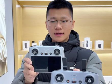 大疆RC2遥控器如何把录屏视频无线传输到手机上!保姆级教学~#大疆无人机 #无人机教学 #大疆rc2 @DOU+小助手