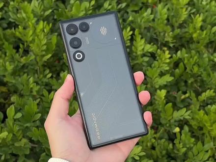 红魔11 Air重新定义了性能手机!#红魔11air #专业玩家选红魔