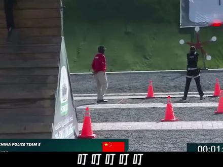 来自特勤局的火凤凰,用实力诠释何为铿锵玫瑰