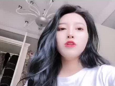 自从妹妹放寒假回国才第一次碰面 太难了