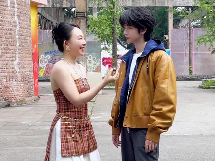 #桃花坞6全员跨服聊天 滴滴!坞民们已顺利入住桃花坞,快来解锁大家的“跨服社交”~5月7日、8日18点,集结篇上线!#五十公里桃花坞6定档 #五十公里桃花坞