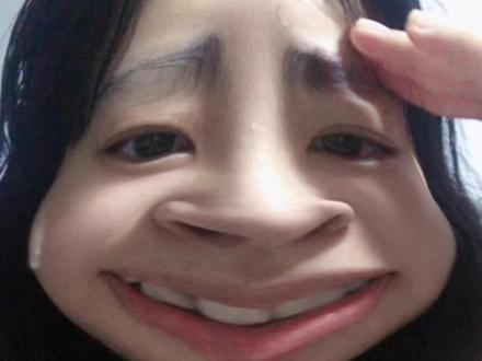 什么游戏让我玩到凌晨五点……我真的精神恍惚了,我要当大明星!#易次元 #怪我过分美丽