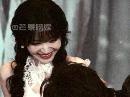 田曦薇真的萌得我的五官像奶油般化开了#张凌赫 #田曦薇 #张凌赫说最喜欢田曦薇的小兵装