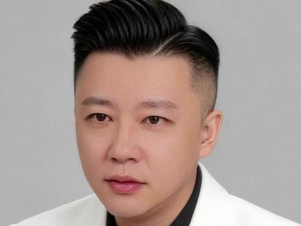 订婚两年给女方彩礼30W,现在女方后悔想退婚,但是不退彩礼