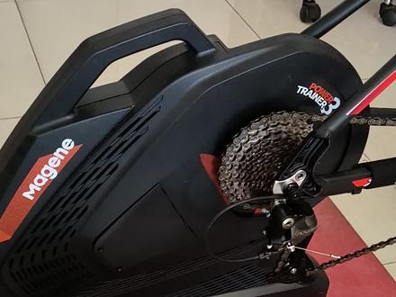 20221107迈金T300骑行台皮带松紧如何调节。消旋结果超过60秒,说明皮带松了,需要向左拧紧皮带;消息结果小于40秒,说明皮带过紧,需要向右拧松皮带。;消息结果在40到360秒之间,属于皮带松紧度正常,无需调节皮带。需要内六角扳手2mm和骑行台自动的白色小扳手两样工具。希望可以帮助到小伙伴们。#迈金骑行分享家 #冬季骑行全记录