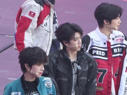 《适合不适合》day1张桂源fo#张桂源 #直拍 #TF家族新年音乐会