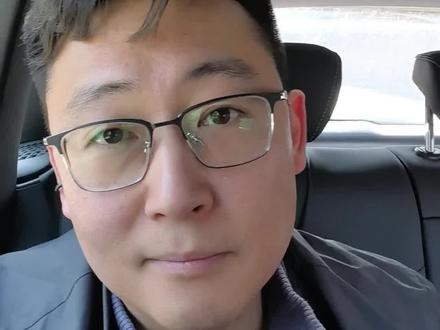 等待今晚美联储消息!#美联储议息会议 #26年美联储点阵图