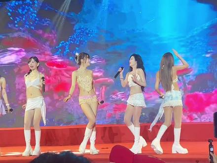 一代人有一代人的金碟豹#演出现场拍摄 #悦影女团 #金碟豹 #金碟豹十二大美女