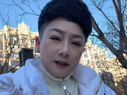 咱就不明白了,她这性格怎么就这么随她爹呢?