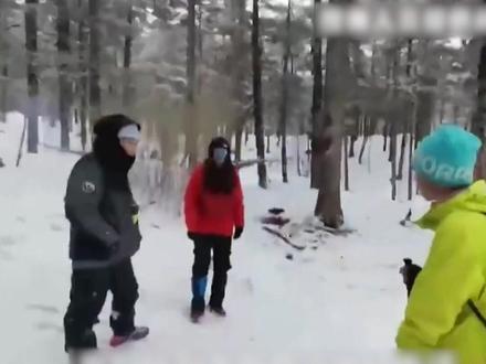 【央视评“小伙穿越禁地失联9天 获救后要付8万元”】 日前,孙亮非法穿越“鳌太线”遇险,在当地救援队帮助下获救;在和其家人协商后,孙亮需支付8万元救援费,来承担为营救他产生的费用。