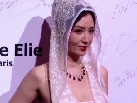 张萌最新上海时装周造型,你喜欢吗?