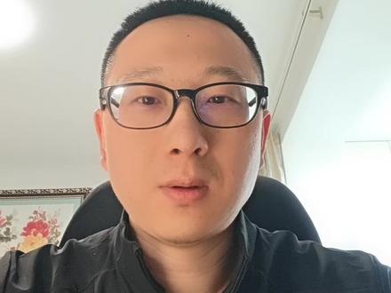 #真实生活分享计划 市场缩量震荡,指数延续反弹走强,AI应用补跌,明天正式进入积极抓机会时间周期,看市场情况慢慢推仓位,一起加油吧#交易 #股民交流 #dou上热门 @七彩