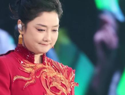 凤凰传奇2026吉祥如意05.15西安站《我从草原来》@凤凰传奇玲花 #凤凰传奇演唱会 #凤凰传奇经典歌曲 感谢@小陈的追🌸日记 辛苦拍摄