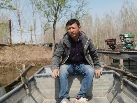 小哥闲来无事,教你们老司机划船,看看道理多简单