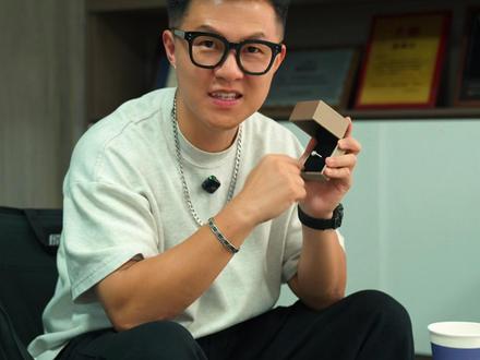 胖东来小方糖戒指爆单告诉了我们什么?#饰品供应链 #莫桑钻 #胖东来 #小方糖 #商业逻辑