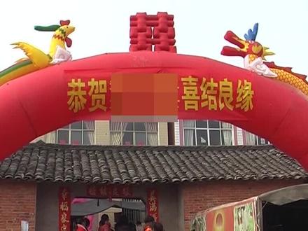 打工夫妻结婚纪念日,下班翻看7年前的迎亲视频,满满的幸福