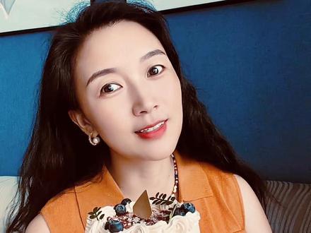 今天是5月17,也是我的生日,恰逢萨嘎达瓦月第一天。
我决定吃素一个月,不为修行,只为感恩父母、心存善念,往后岁岁平安,万事顺遂🙏#萨嘎达瓦 #在家做真实的自己
