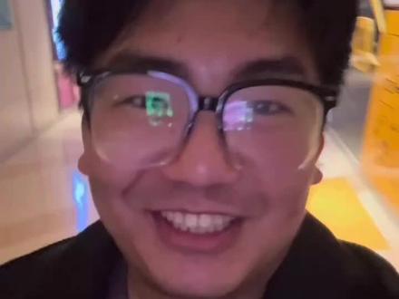 测评这个蝴蝶楼惊魂啊 三个胆小鬼看完的故事#电影 #蝴蝶楼惊魂 #恐怖