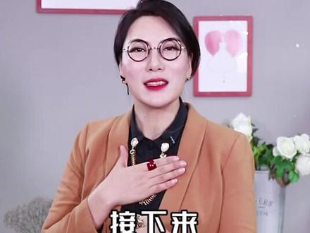 我是敏歌,身高175,穿42码鞋,你的身高和脚码是多少呢?一起交流高个子的#穿搭 #时尚 @抖音小助手