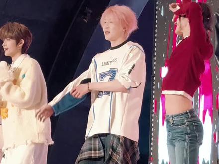 另一视角更绝@邰老板!(冲100w) @勋勋 @小王子L #邰老板 #勋勋 #小王子 #邯郸学步 #天津欢乐谷