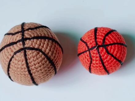 钩针迷你版小蓝球🏀,可做装饰或者挂件,简单易学,钩针基础针法 #手工DIY蓝球🏀 #钩针基础教程 #毛线编织 #玩毛线 #爱生活爱编织