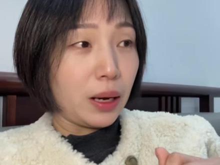 投诉场外国投白银loft,告诉你们这个必须要自己投诉#白银基金 #国投白银lof #国投瑞银白银期货lof#消费者投诉白银 #狗总