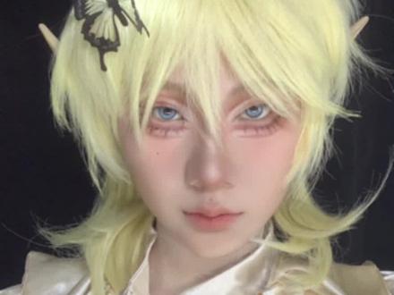 普通人如何拥有高清通透无暇的二次元建模脸?看这一份教程就够了!
0:10 前期准备
00:16 分析角色
0:50 面部丰盈
1:05 调整脸型和五官
1:32 补妆
1:46 去除色差
1:52 画头发
2:18 美瞳和饰品
#修图前vs修图后 #修图 #教程 #p图 #cos