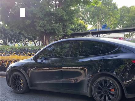 原来女司机车里的仪表盘是用iPad做的?? #女司机 #特星球星仔 #特星球#开车日常 #车载机器人