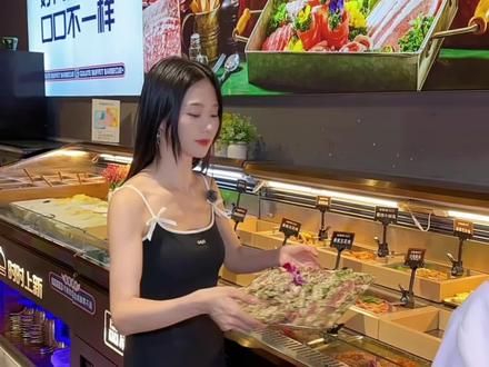 下周就吃不到了!古鲁特破天荒上了一个单人自助50多,双人自助100多的活动!全场上百种菜品通通不限量!刷到的赶紧先囤起来吧!#古鲁特烤肉自助 #吃烤肉就选古鲁特 #520甜蜜季 #解锁自助新体验 @古鲁特烤肉自助品牌