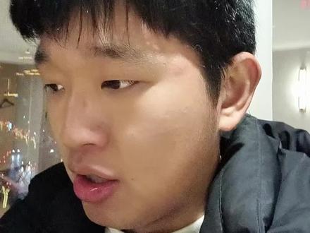 主力不会这么好心让散户上车的。#金价#黄金