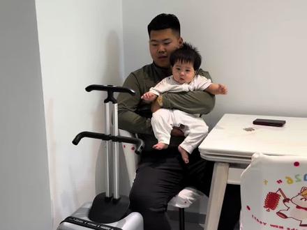 有一个万能的豆包老婆是种什么体验 请看vcr#新手爸妈 #00后爸妈 #带娃日常 #万能老婆