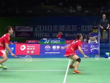 郑思维鱼跃!怎一个帅字了得!#羽毛球