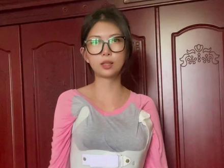 前几天又要疼哭了,忍忍就过去啦!!!#vlog日常 #记录生活 #脊柱侧弯