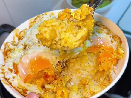 我家称坏了,每天都是雷打不动的66.7kg,所以我不减肥了,嗯,今天吃公瑾爆蛋!#公瑾爆蛋