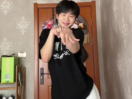 姬芽摇5来啦~ #丝滑 #卡点舞 #姬芽摇5 #舞蹈教程 #一学就会系列