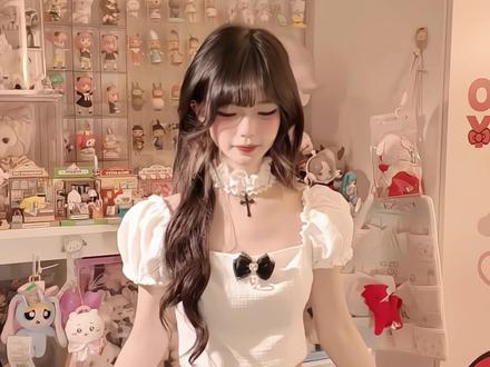 小皮裙~大波浪~#野狼disco #妈咪摇2 #手势舞 #喵喵喵