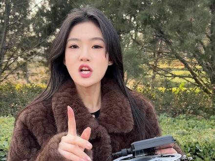 太阳能彩灯串50M,八彩八色,太阳能充电,天黑自动亮灯,带遥控器!#太阳能彩灯串 #彩灯 #智能光感