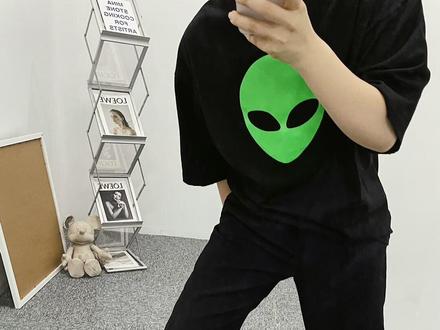 #微胖穿搭 #ootd穿搭 橄榄绿短靴,颜色炸✌️