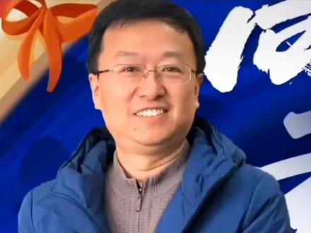 崩溃落泪,2022高考
数学题考完,多少考生哭着走出考场,多少考生彻夜失眠?多少考生衣食无味!三年的疫情,今年的高考,这届高考生真的太难了,调整好心态,加油,孩子们,你们是最棒的#传递正能量让世界充满爱