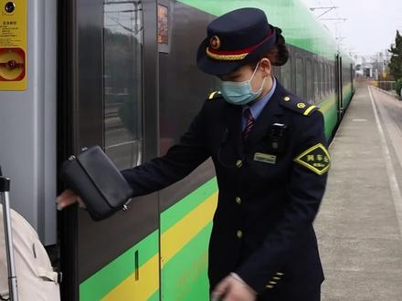 #杭客春运面孔 杭京车队绿行号列车长 程绣琴 @长三角铁路