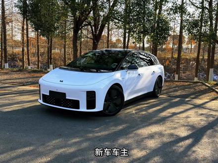 直接在理想车内沉浸式体验带大家近距离感受流媒体后视镜效果 建议所有理想i6车友
先点赞收藏本条视频✨
把这组分享码放进你的车机里
你的理想也可以实现开车溜媒体视角
提前参考实测效果
亲身感受好不好用、适不适合自己
等后期理想商城
i6专属流媒体后视镜正式上架
不用纠结、不用盲目跟风
直接根据的体验感受考虑加装否
我的每期视频都是理想的用车技巧 #理想汽车#理想i6 #理想流媒体后视镜