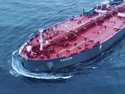 美国蛮横扣下东大石油货船!上亿资产被硬抢,真以为东大是随便捏的软柿子?