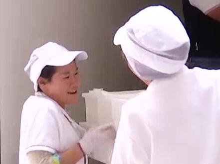 暖心!高考考场没空调?不慌 冰块安排上!#高考 #冰块降温