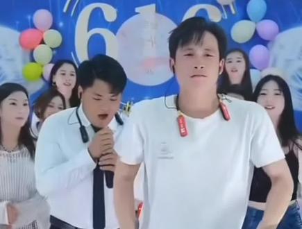 @刘正勇《力争上游》